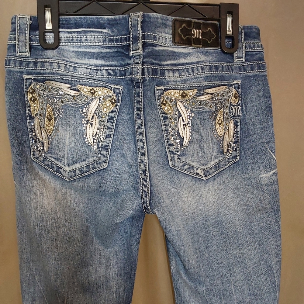 Missme jeans size 28. Distressed Women's Blue Jeans with Embellished Pockets